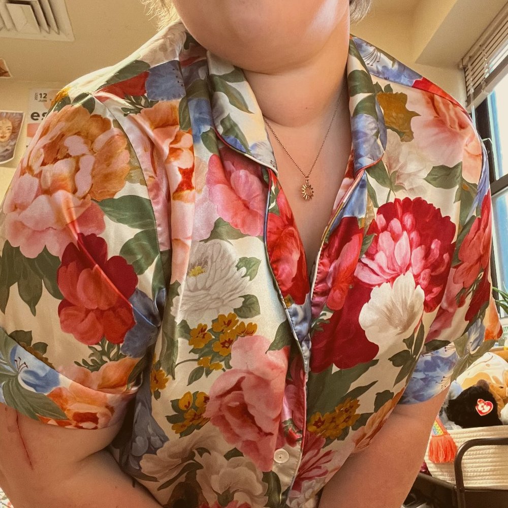 Vintage button down floral sleep shirt
